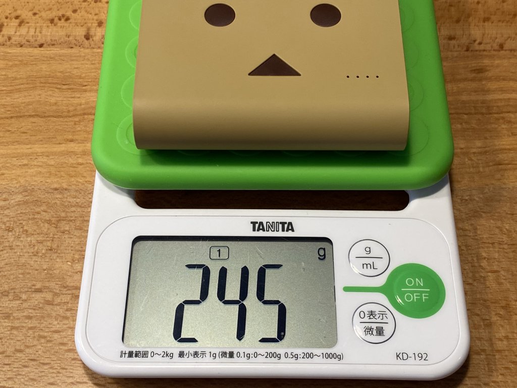 cheero DANBOARD 13400mAh PD18W 重さ