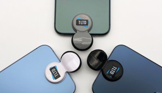 【TLTD Phone Grip レビュー】“スマホ指”を予防しよう！貼り付けるだけですぐに使えて大きくて重いスマホ操作の負担を減らしてくれる画期的なスマホアクセサリー