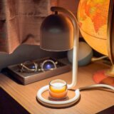 【SwitchBot キャンドルウォーマー レビュー】インテリアにも馴染むスマートキャンドルランプ